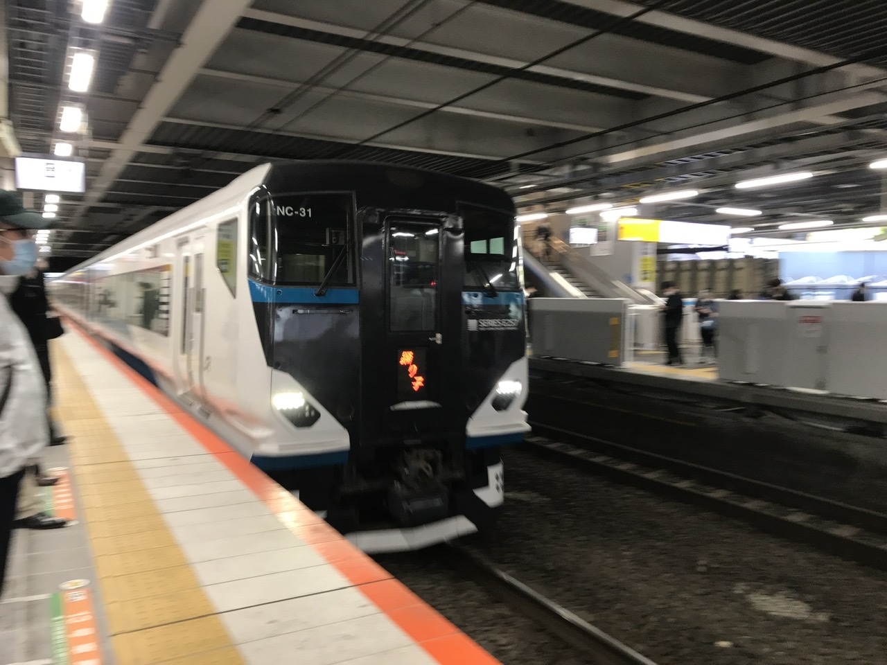 保障できる 185系 編成 指定席 自由席 車内反転板 特急踊り子等 Www Shimeta Net